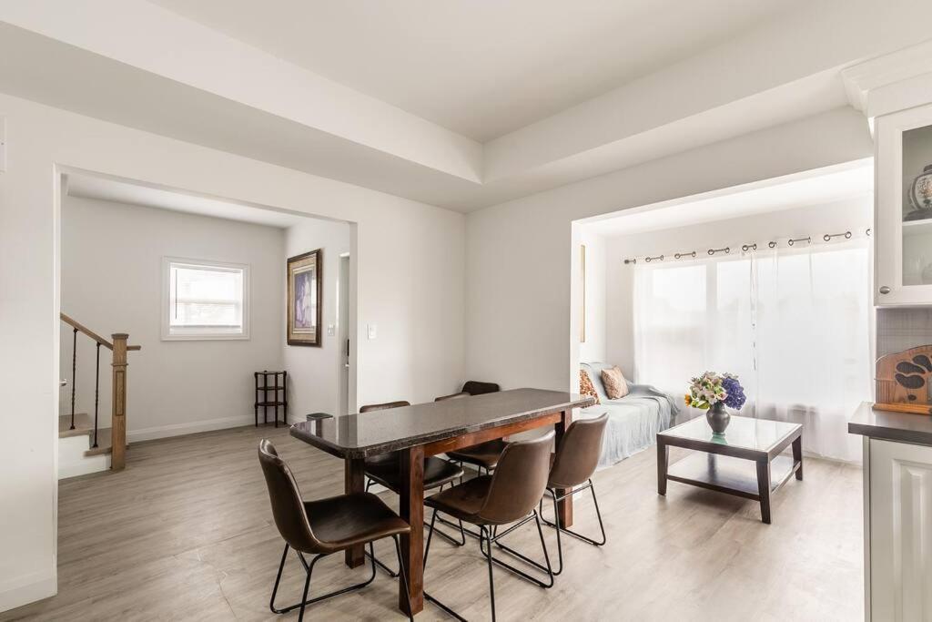 Modern House Newly Furnished 3 Mins Drive To Fall Ниагара-Фолс Экстерьер фото