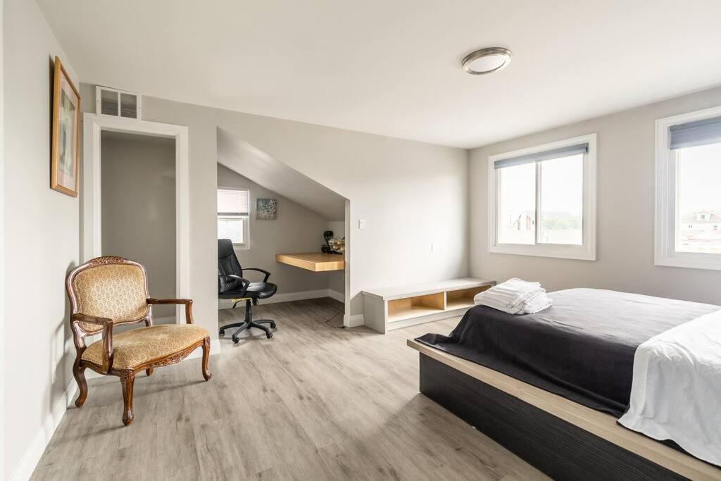 Modern House Newly Furnished 3 Mins Drive To Fall Ниагара-Фолс Экстерьер фото